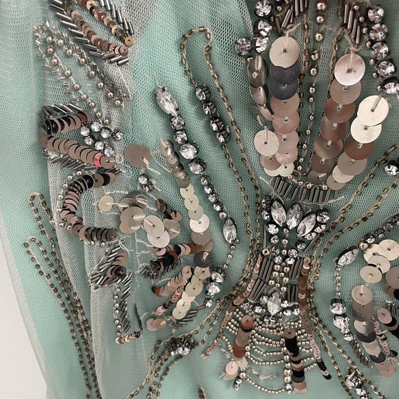 Gather Beauty Green Embellished Dress Sz 6 - Picture 16 of 16